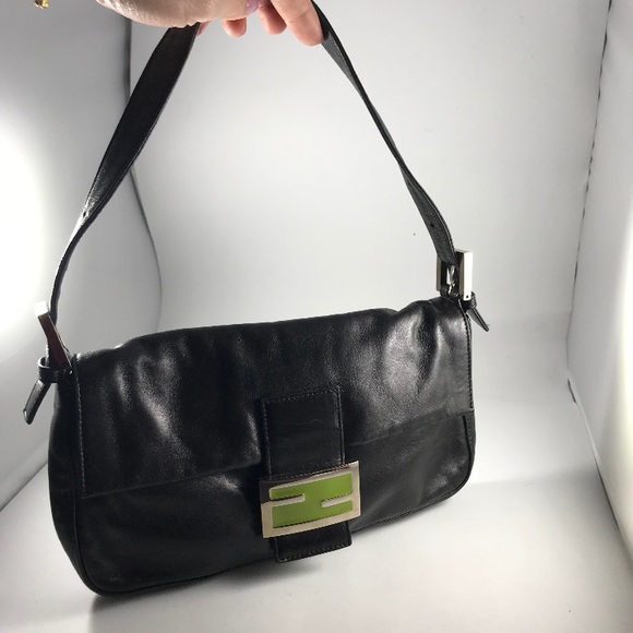 Vintage Fendi Baguette Black Bag - Picture 2 of 4